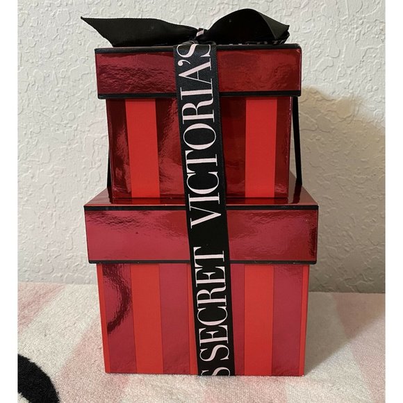 VS Collectible Display Present Boxes Store Prop - Picture 3 of 13